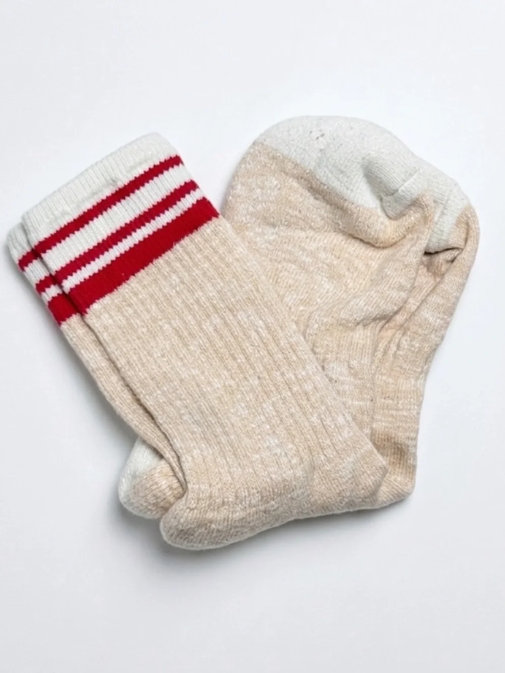 Ivy Ellis The Torrisdale Striped Ribbed Socks Red Cream Unisex OS